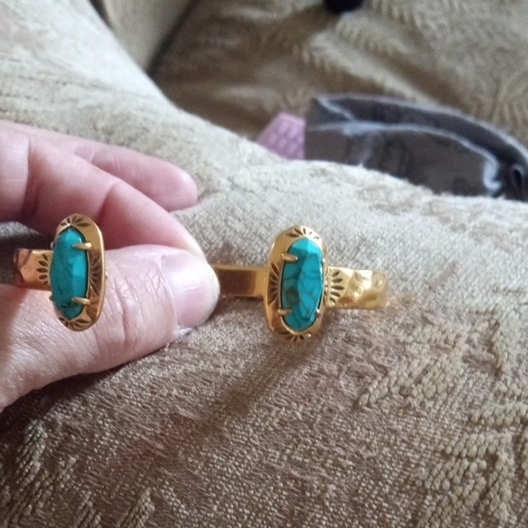 Kendra Scott Gold Bracelet with Turquoise Accents - Picture 4 of 4